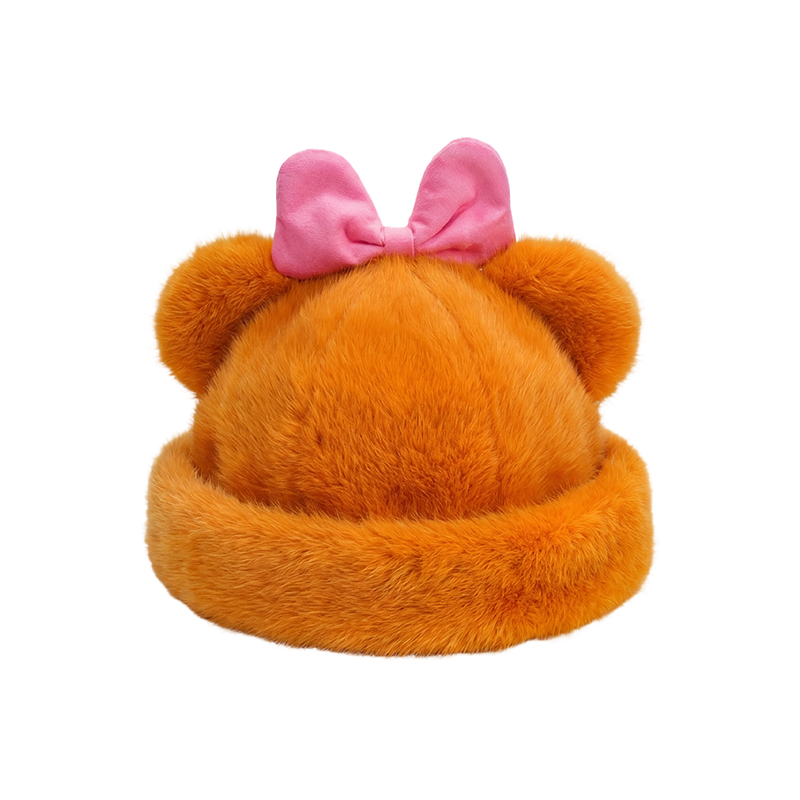 Orange plyshat med bjørneører